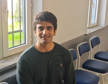 Dr. Servan KARAARSLAN